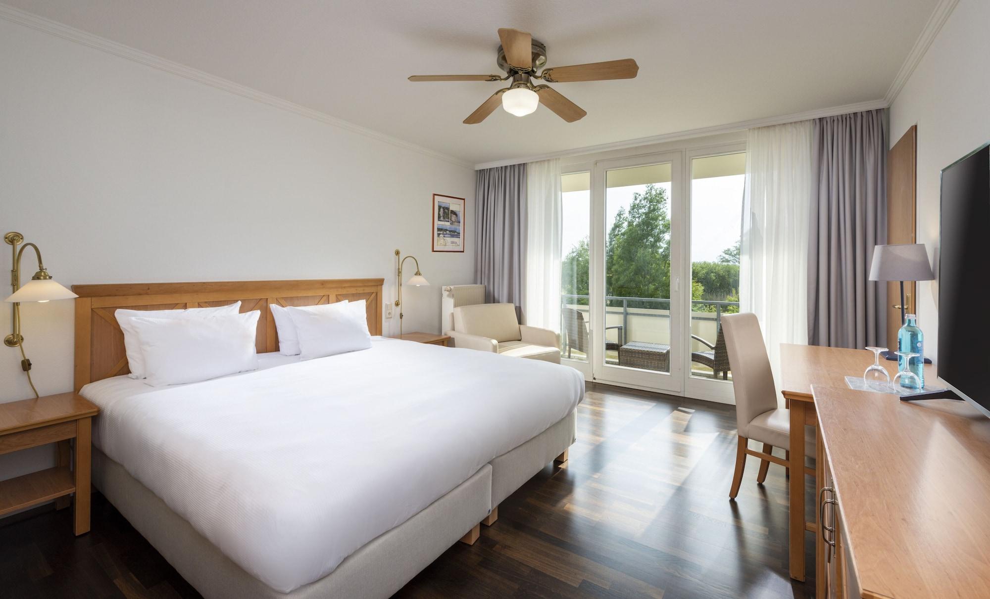 Precise Resort Ruegen - Hotel & Splash Erlebniswelt Sagard Bagian luar foto