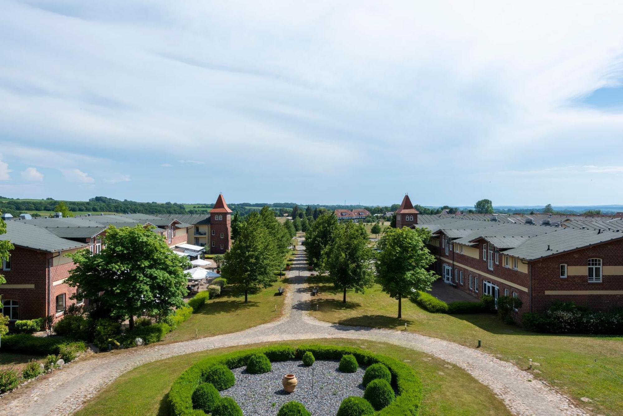 Precise Resort Ruegen - Hotel & Splash Erlebniswelt Sagard Ruang foto